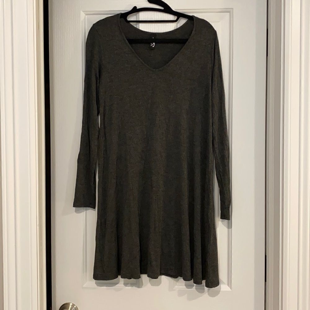 Grey V neck Long sleeve dress